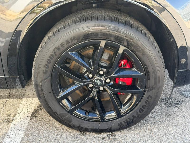 Photo 10 de l’annonce de LAND-ROVER Discovery Sport d’occasion à vendre à AIX-EN-PROVENCE