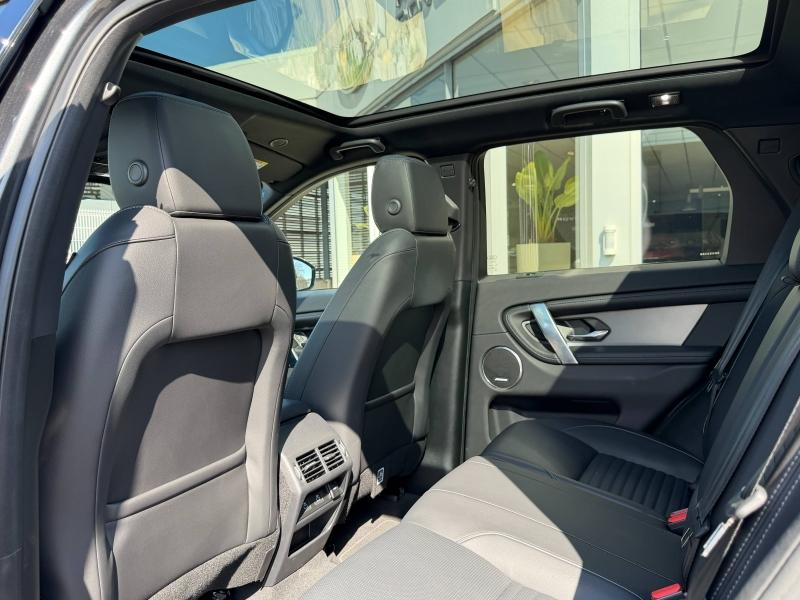 Photo 16 de l’annonce de LAND-ROVER Discovery Sport d’occasion à vendre à AIX-EN-PROVENCE