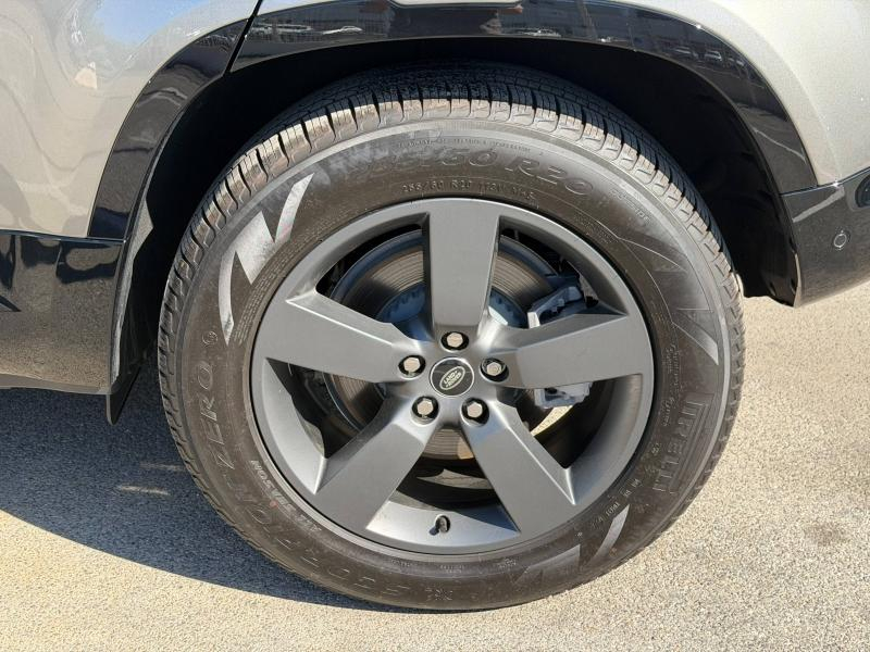 Photo 8 de l’annonce de LAND-ROVER Defender d’occasion à vendre à AIX-EN-PROVENCE