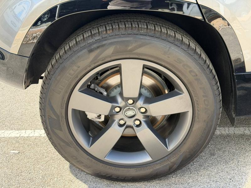 Photo 9 de l’annonce de LAND-ROVER Defender d’occasion à vendre à AIX-EN-PROVENCE