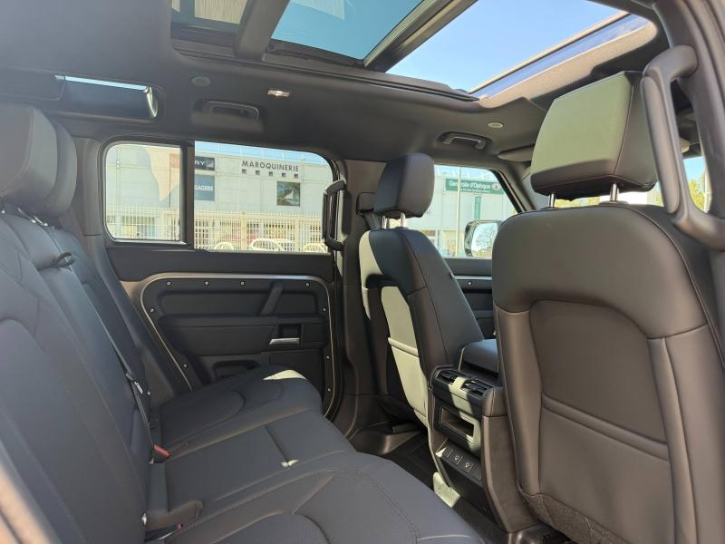 Photo 15 de l’annonce de LAND-ROVER Defender d’occasion à vendre à AIX-EN-PROVENCE