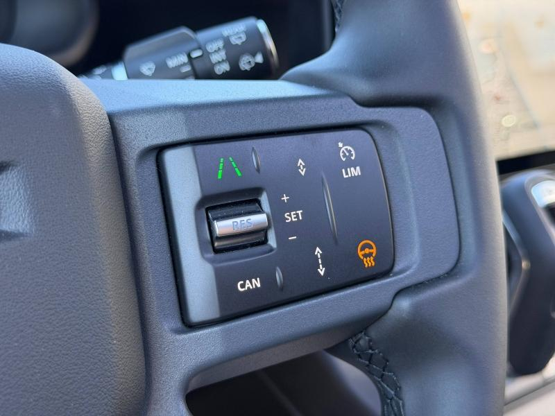 Photo 20 de l’annonce de LAND-ROVER Defender d’occasion à vendre à AIX-EN-PROVENCE