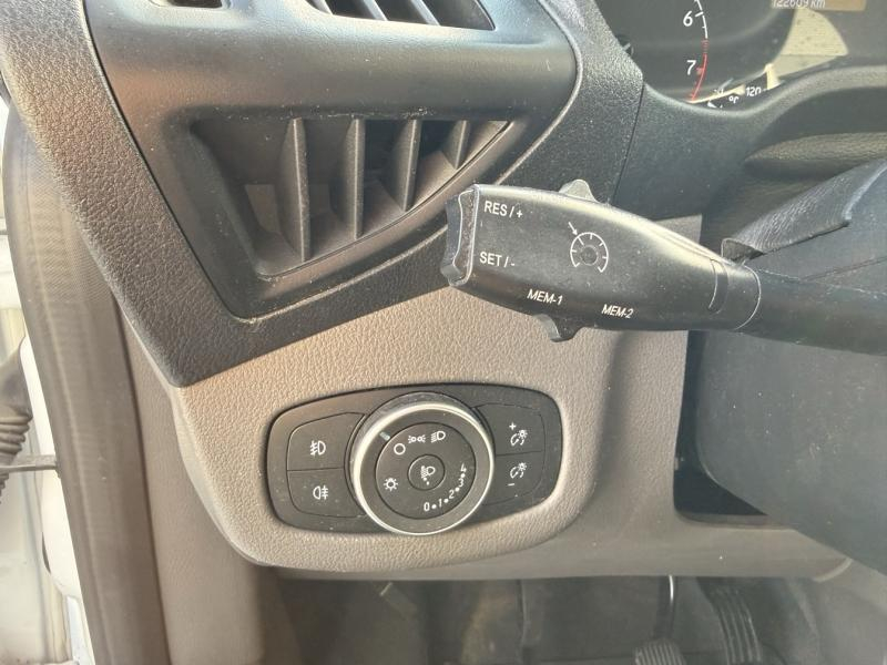 Photo 12 de l’annonce de FORD Transit Connect VUL d’occasion à vendre à MARSEILLE