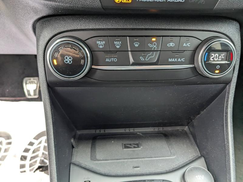 Photo 14 de l’annonce de FORD Fiesta d’occasion à vendre à LA VALETTE