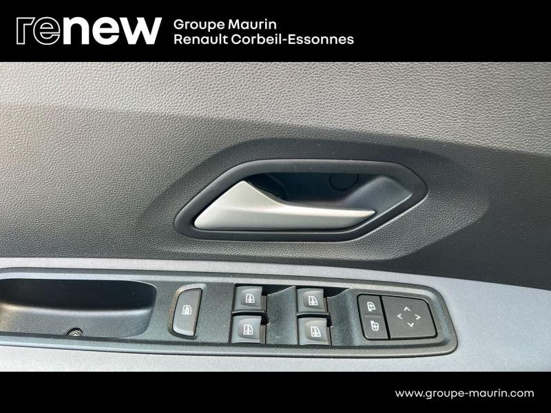 Photo 16 de l’annonce de DACIA Jogger d’occasion à vendre à CORBEIL-ESSONNES