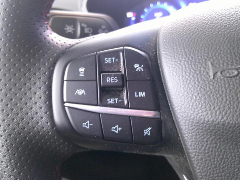 Photo 18 de l’annonce de FORD Kuga d’occasion à vendre à PERPIGNAN