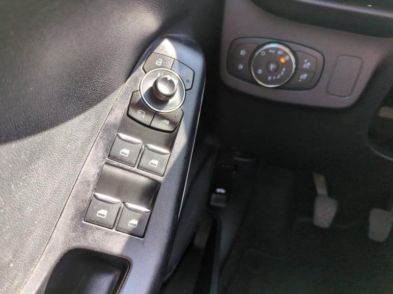 Photo 13 de l’annonce de FORD Puma d’occasion à vendre à NÎMES