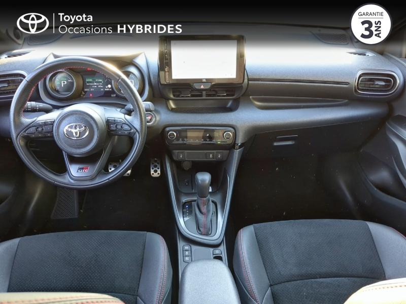 Photo 8 de l’annonce de TOYOTA Yaris d’occasion à vendre à MONTFAVET