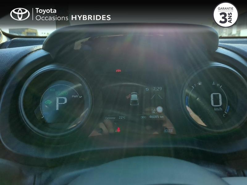 Photo 14 de l’annonce de TOYOTA Yaris d’occasion à vendre à MONTFAVET