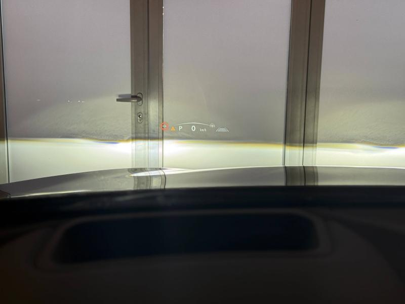 Photo 14 de l’annonce de LEXUS NX d’occasion à vendre à MONTFAVET