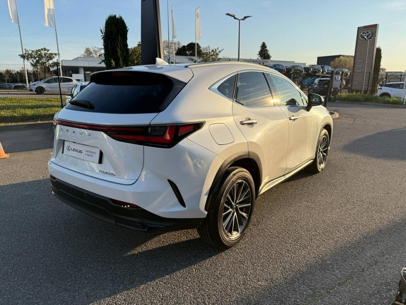 Photo 5 de l’annonce de LEXUS NX d’occasion à vendre à MONTFAVET