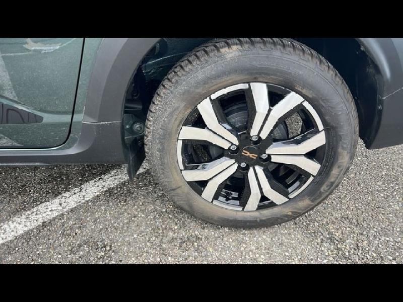 Photo 18 de l’annonce de DACIA Jogger d’occasion à vendre à CHAMBERY