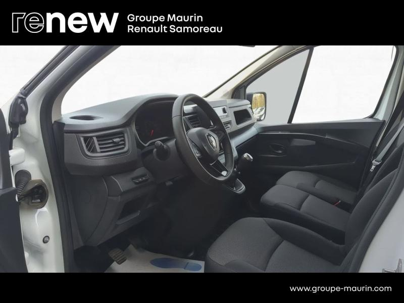 Photo 12 de l’annonce de RENAULT Trafic Combi d’occasion à vendre à SAMOREAU