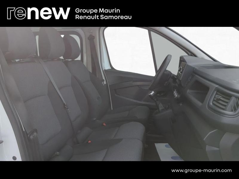 Photo 15 de l’annonce de RENAULT Trafic Combi d’occasion à vendre à SAMOREAU
