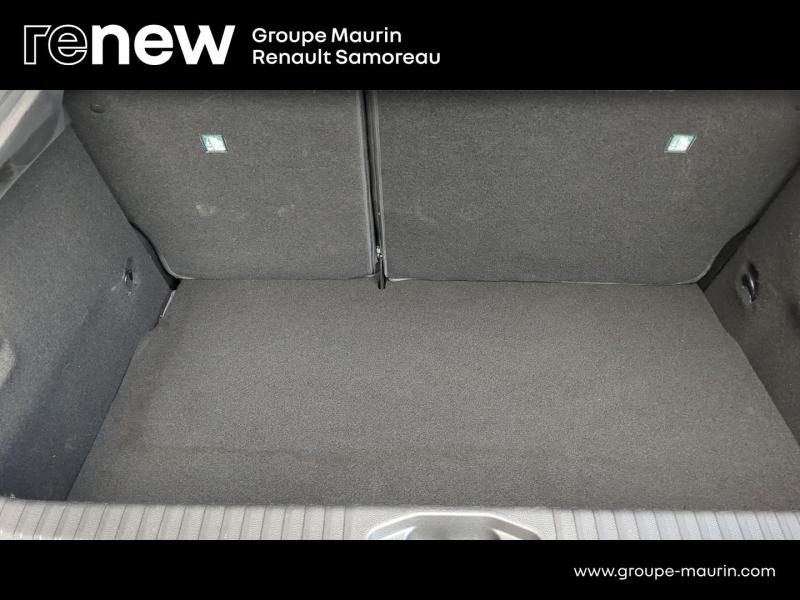 Photo 9 de l’annonce de RENAULT Clio d’occasion à vendre à SAMOREAU