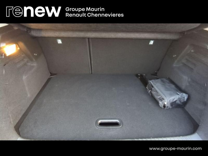 Photo 12 de l’annonce de RENAULT Captur d’occasion à vendre à CHENNEVIÈRES-SUR-MARNE