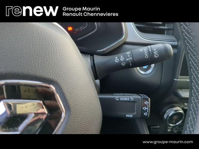 Photo 18 de l’annonce de RENAULT Captur d’occasion à vendre à CHENNEVIÈRES-SUR-MARNE