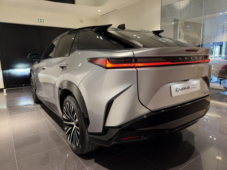 Photo 4 de l’annonce de LEXUS RZ d’occasion à vendre à LATTES