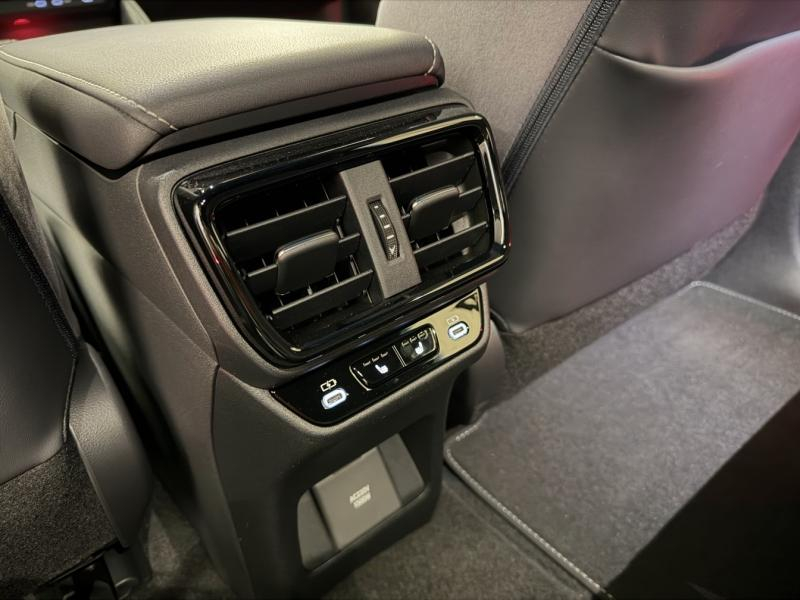 Photo 14 de l’annonce de LEXUS RZ d’occasion à vendre à LATTES