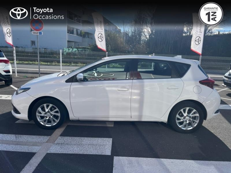 Photo 3 de l’annonce de TOYOTA Auris d’occasion à vendre à LATTES