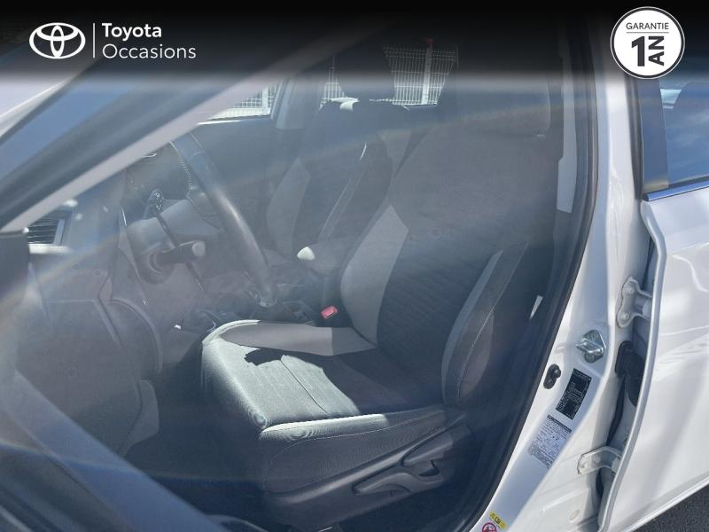 Photo 11 de l’annonce de TOYOTA Auris d’occasion à vendre à LATTES