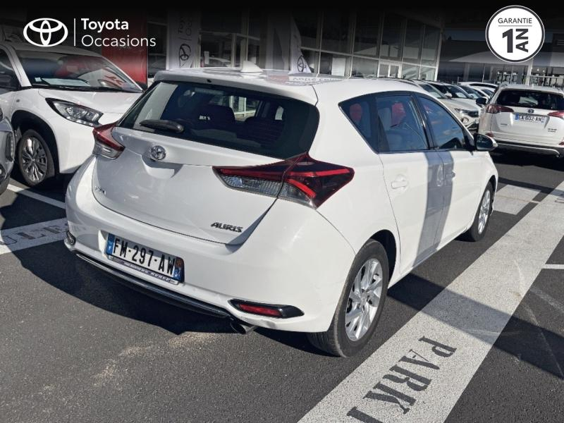 Photo 18 de l’annonce de TOYOTA Auris d’occasion à vendre à LATTES