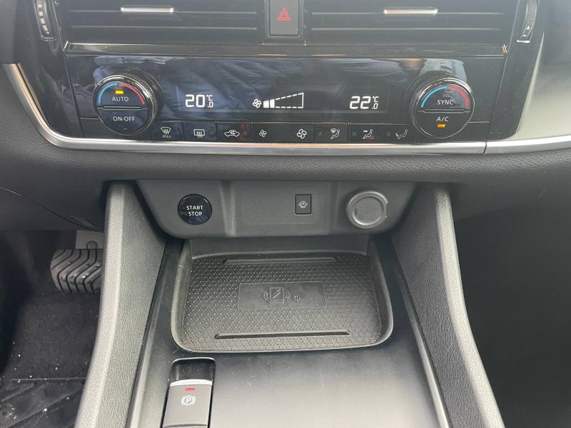 Photo 13 de l’annonce de NISSAN Qashqai d’occasion à vendre à GRENOBLE