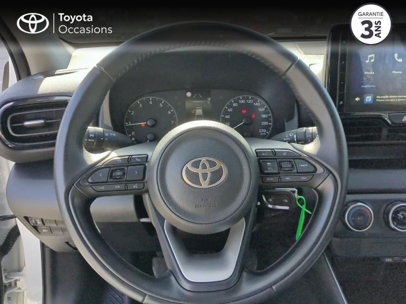 Photo 9 de l’annonce de TOYOTA Yaris d’occasion à vendre à MONTFAVET
