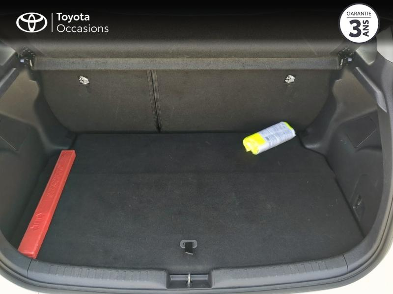 Photo 10 de l’annonce de TOYOTA Yaris d’occasion à vendre à MONTFAVET