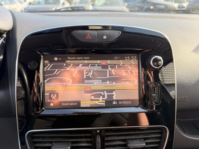 Photo 16 de l’annonce de RENAULT Clio d’occasion à vendre à AUBAGNE