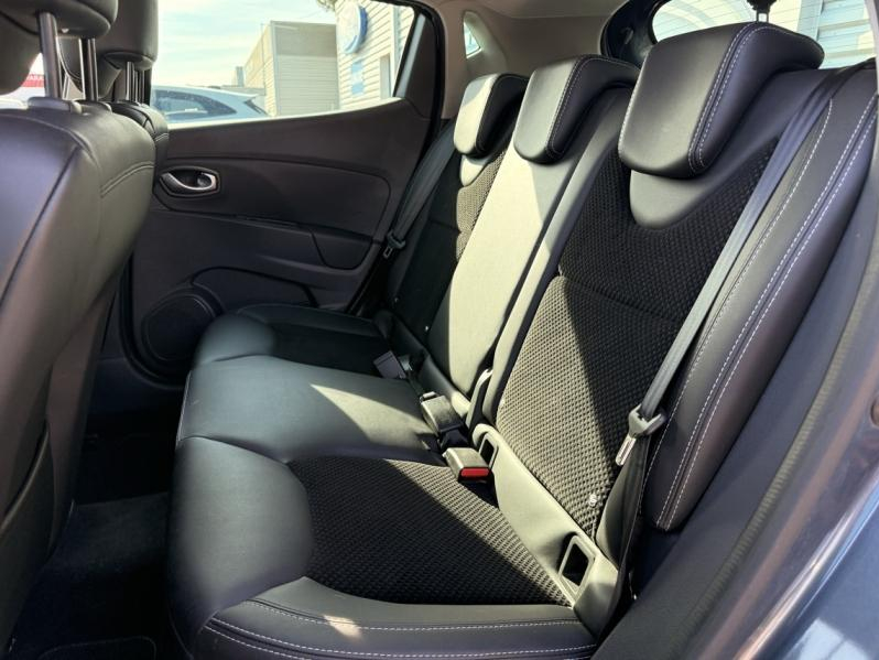 Photo 20 de l’annonce de RENAULT Clio d’occasion à vendre à AUBAGNE