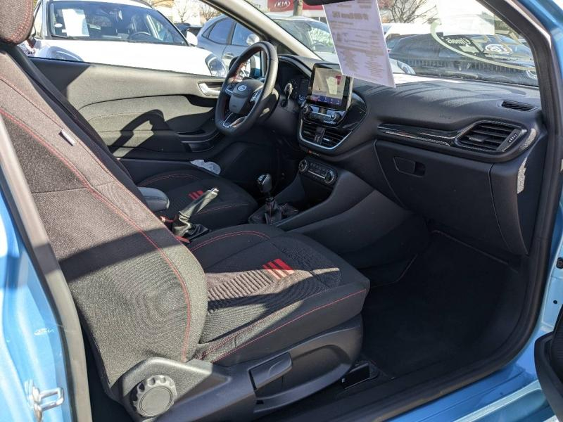 Photo 19 de l’annonce de FORD Fiesta d’occasion à vendre à MARTIGUES