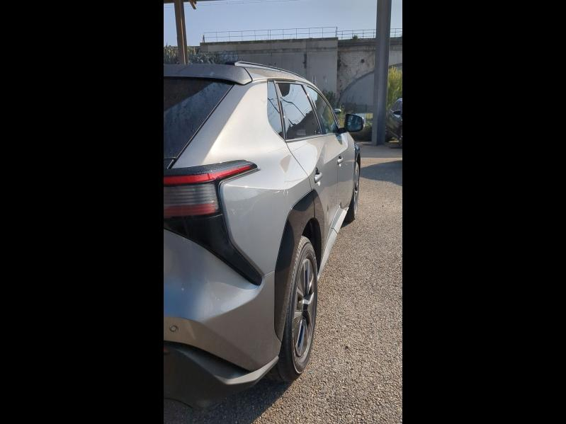 Photo 9 de l’annonce de TOYOTA bZ4X d’occasion à vendre à ARLES