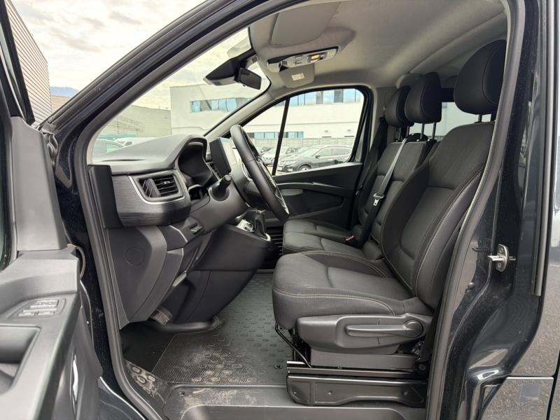 Photo 19 de l’annonce de NISSAN Primastar Combi d’occasion à vendre à ANNEMASSE