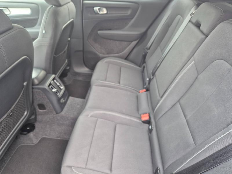 Photo 6 de l’annonce de VOLVO XC40 d’occasion à vendre à AVIGNON