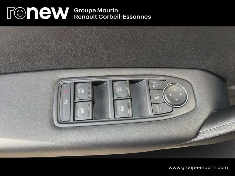 Photo 18 de l’annonce de RENAULT Captur d’occasion à vendre à QUINCY-SOUS-SÉNART