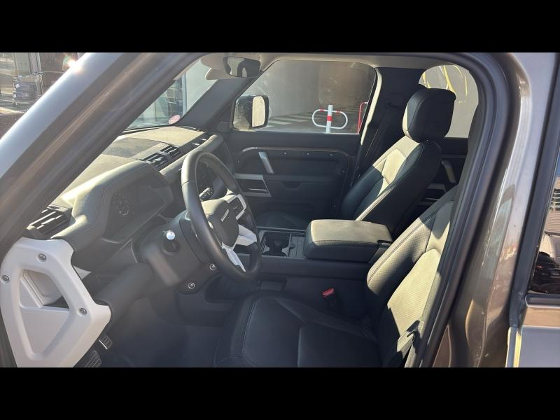 Photo 20 de l’annonce de LAND-ROVER Defender d’occasion à vendre à FRÉJUS