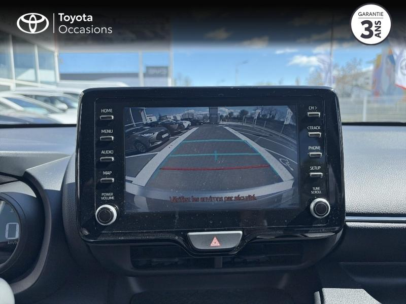 Photo 15 de l’annonce de TOYOTA Yaris d’occasion à vendre à LATTES