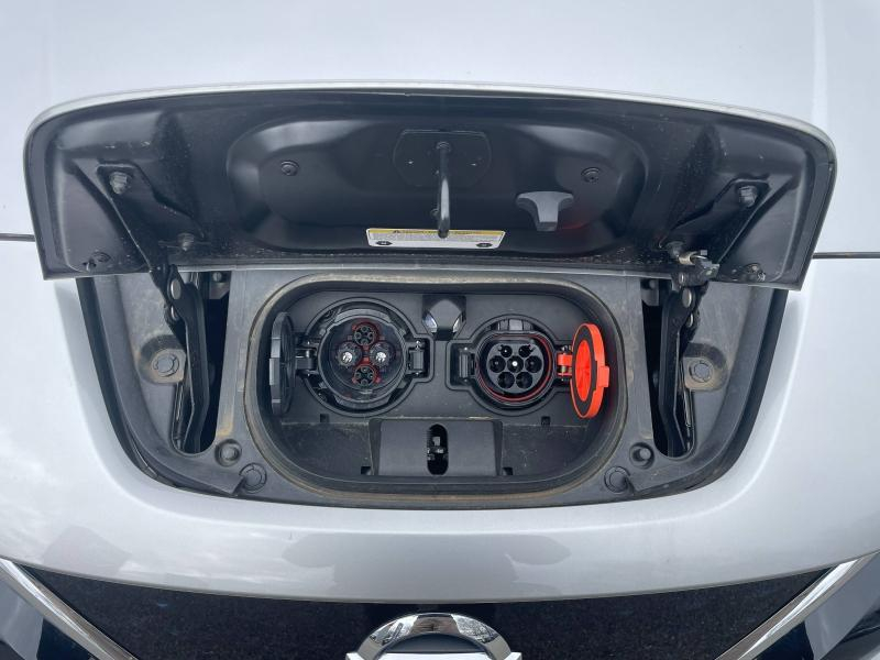 Photo 17 de l’annonce de NISSAN Leaf d’occasion à vendre à GRENOBLE