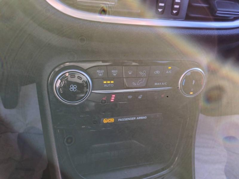 Photo 10 de l’annonce de FORD Puma d’occasion à vendre à NÎMES