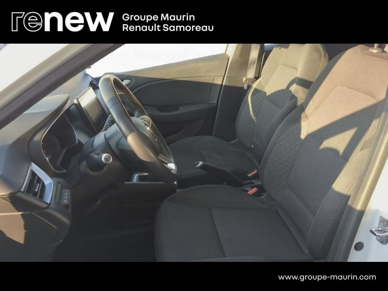 Photo 11 de l’annonce de RENAULT Clio d’occasion à vendre à SAMOREAU