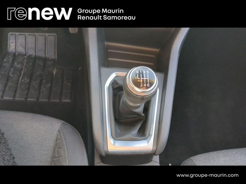 Photo 15 de l’annonce de RENAULT Clio d’occasion à vendre à SAMOREAU