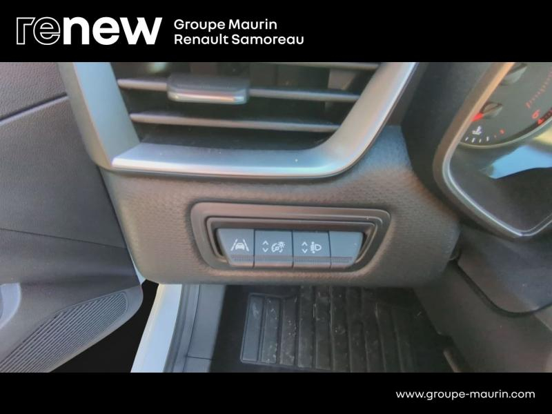 Photo 19 de l’annonce de RENAULT Clio d’occasion à vendre à SAMOREAU