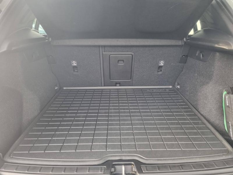 Photo 10 de l’annonce de VOLVO XC40 d’occasion à vendre à AVIGNON