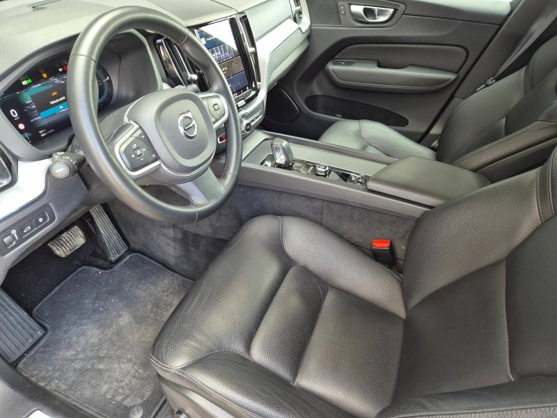 Photo 5 de l’annonce de VOLVO XC60 d’occasion à vendre à AVIGNON