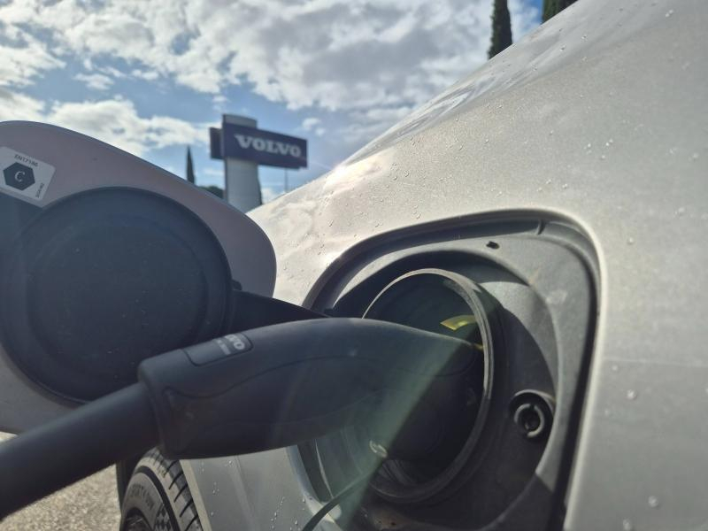 Photo 8 de l’annonce de VOLVO XC60 d’occasion à vendre à AVIGNON