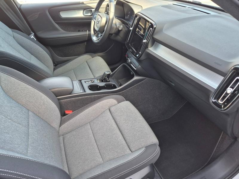 Photo 6 de l’annonce de VOLVO XC40 d’occasion à vendre à AVIGNON
