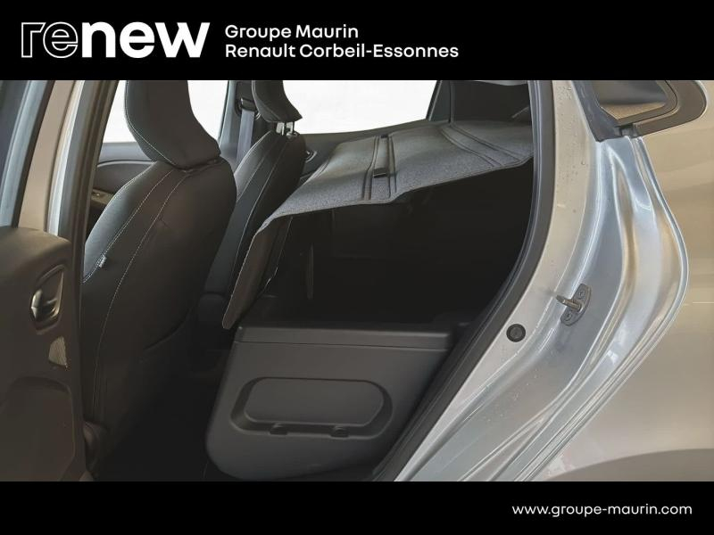 Photo 11 de l’annonce de RENAULT Clio d’occasion à vendre à CORBEIL-ESSONNES