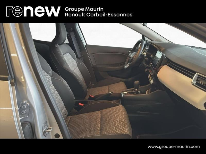 Photo 15 de l’annonce de RENAULT Clio d’occasion à vendre à CORBEIL-ESSONNES