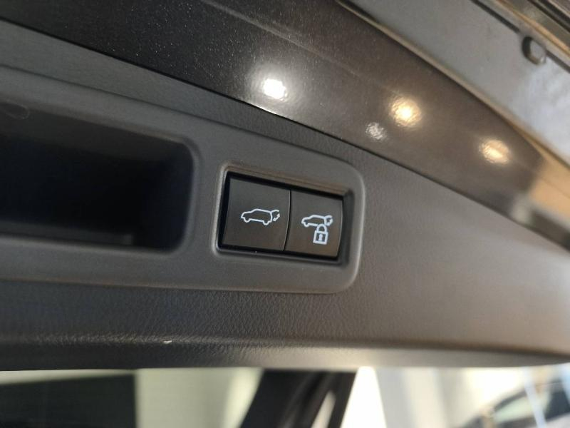 Photo 11 de l’annonce de LEXUS RX d’occasion à vendre à LATTES